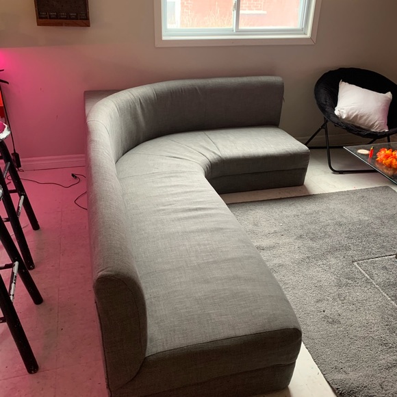 L Couch - Picture 2 of 2